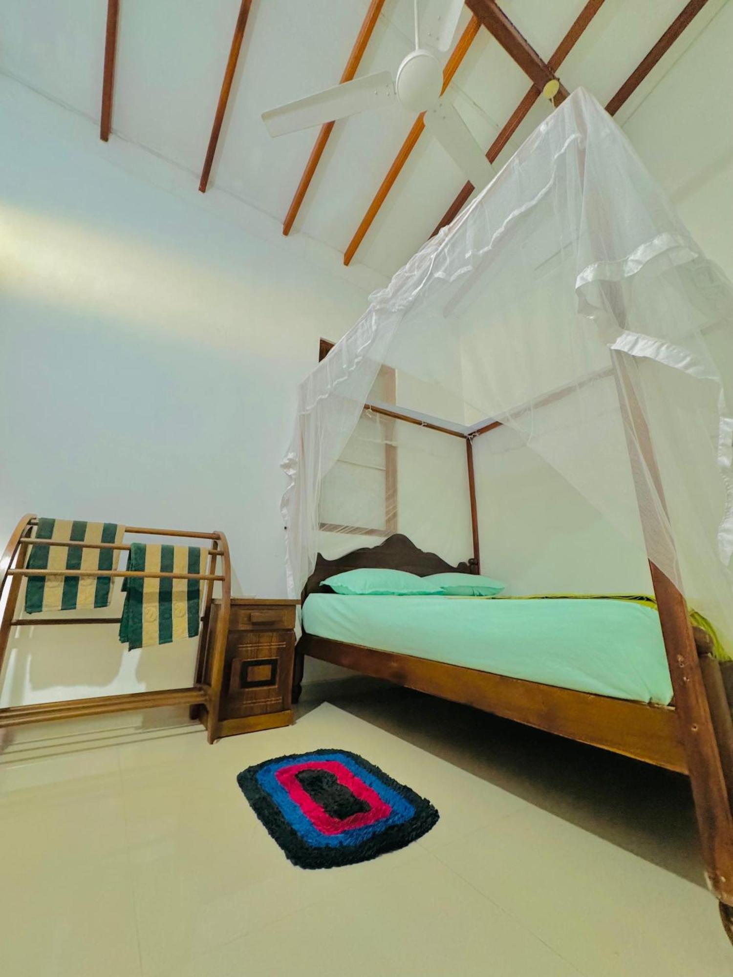 Nethmi Homestay & Restaurant Tangalle Luaran gambar