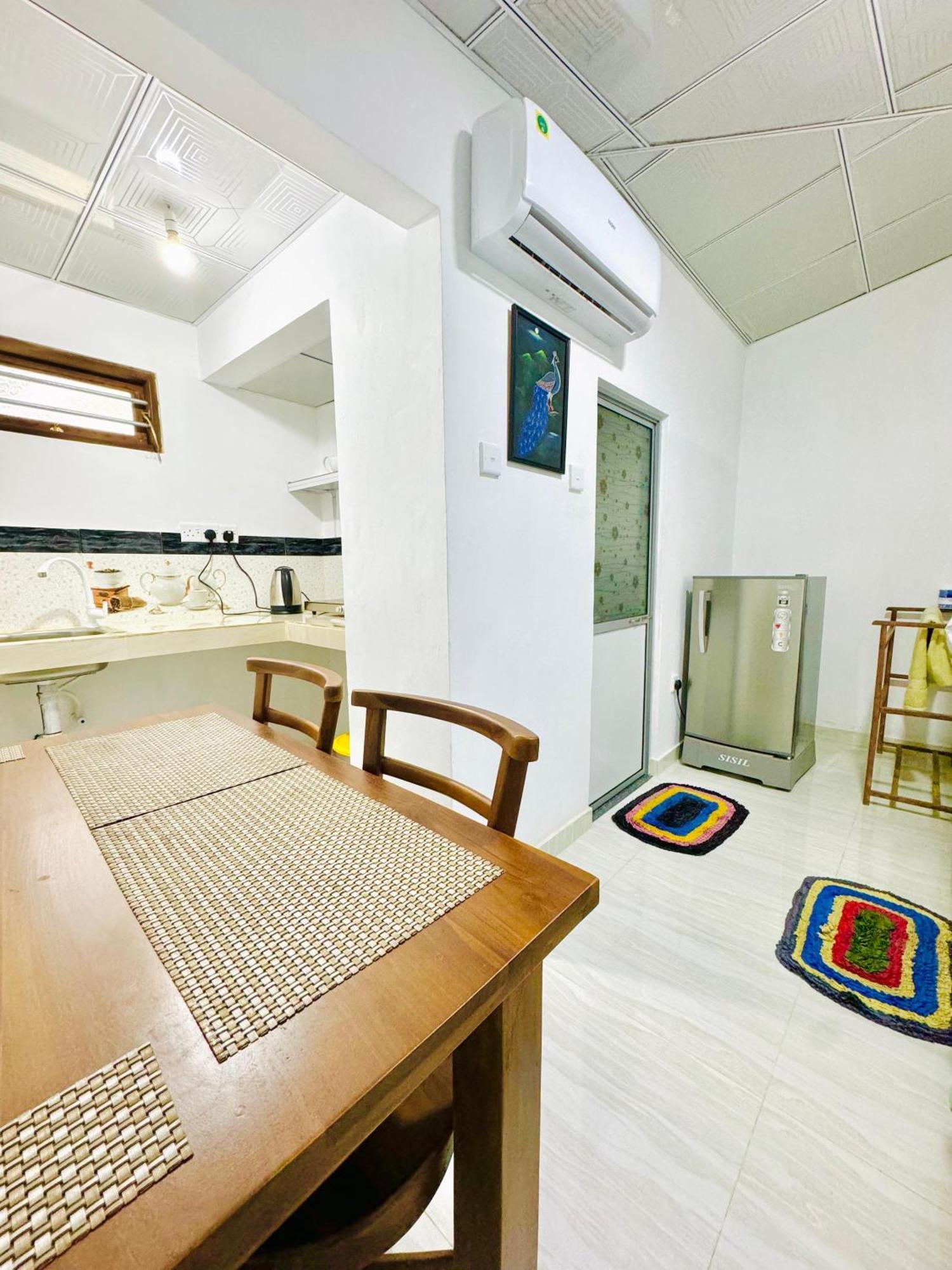Nethmi Homestay & Restaurant Tangalle Luaran gambar
