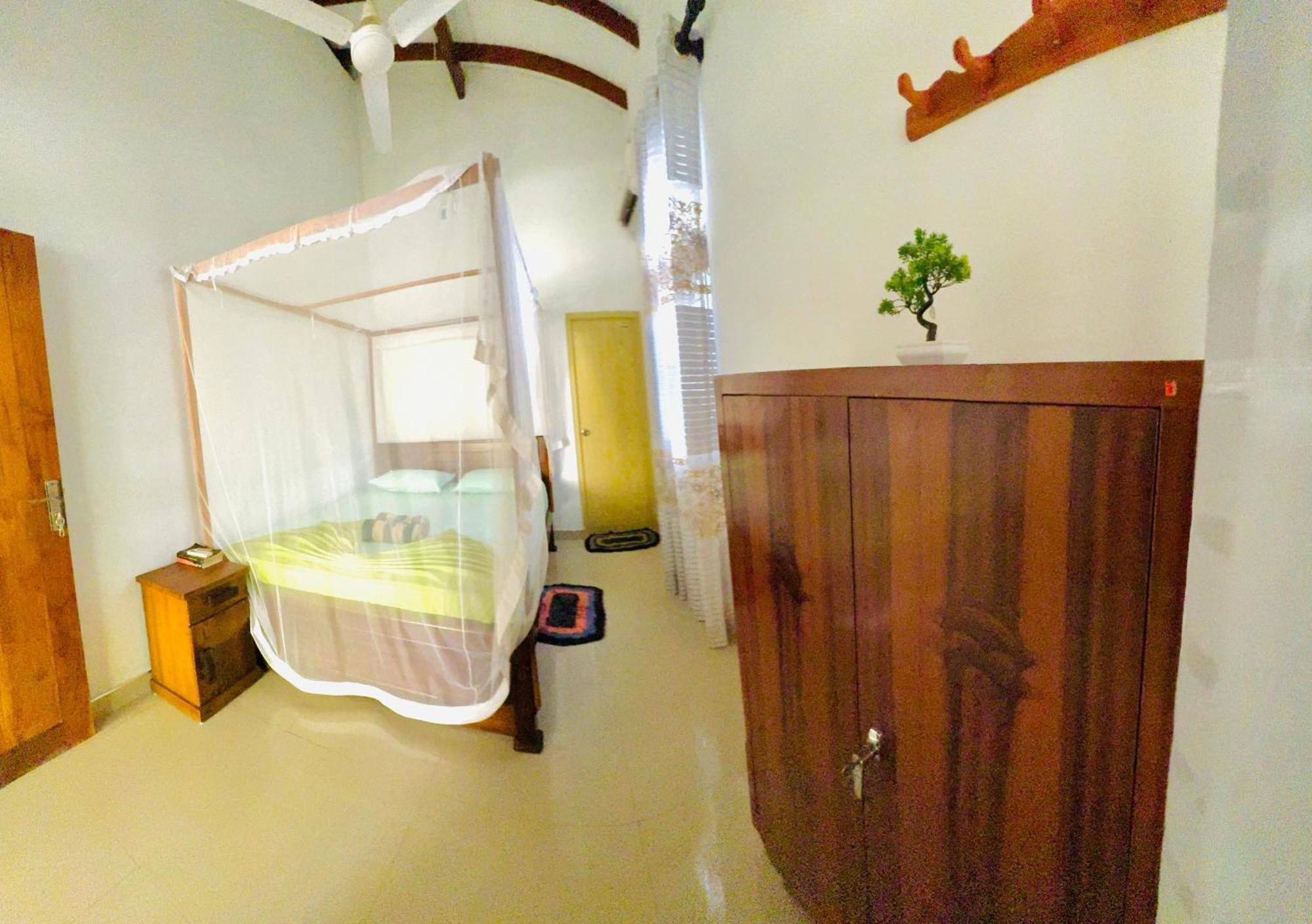 Nethmi Homestay & Restaurant Tangalle Luaran gambar