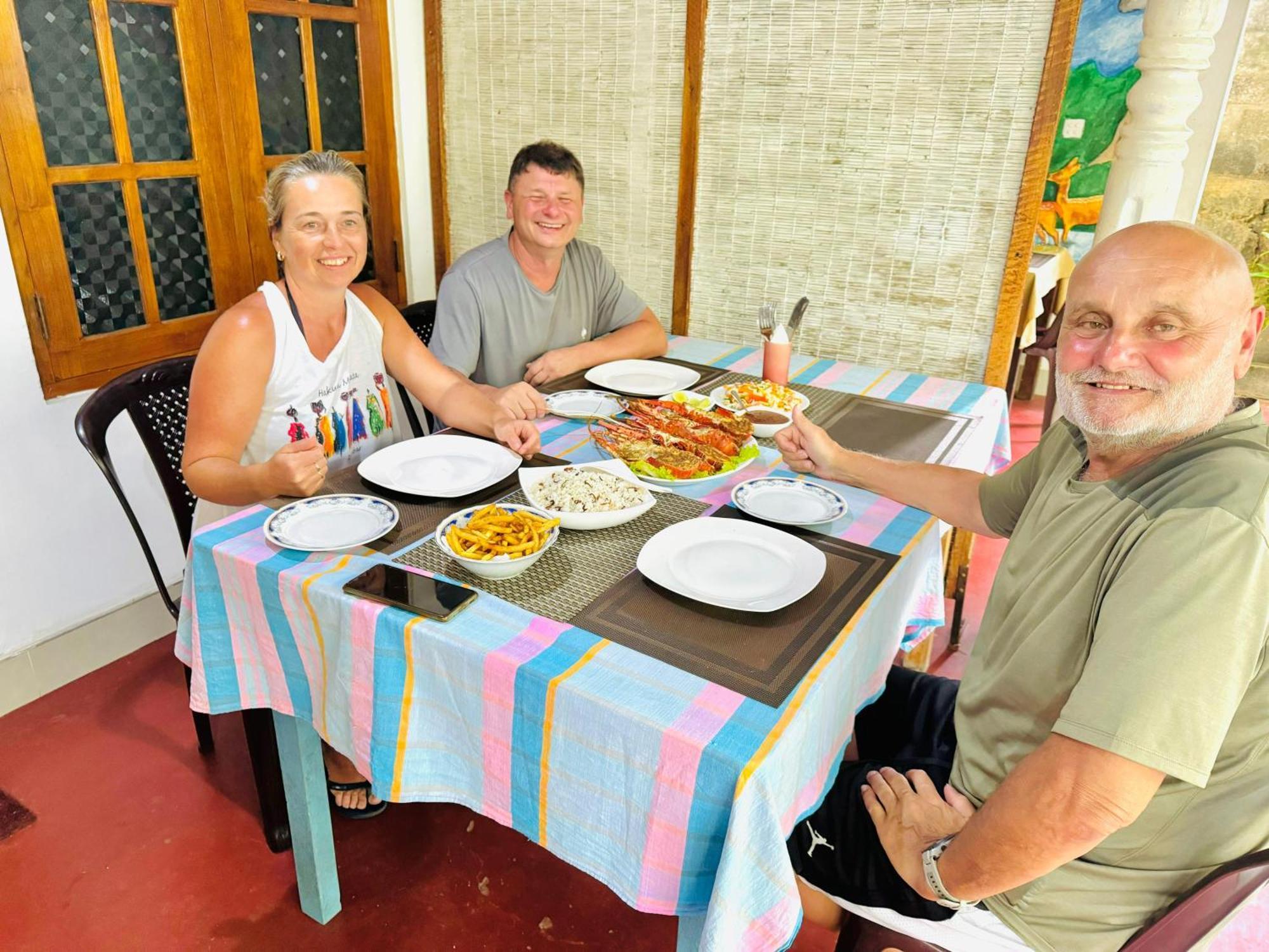 Nethmi Homestay & Restaurant Tangalle Luaran gambar