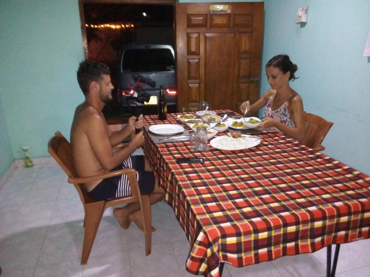 Nethmi Homestay & Restaurant Tangalle Luaran gambar